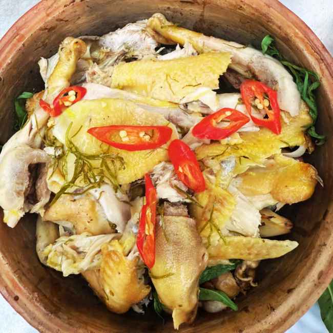 GÀ NỔ MUỐI